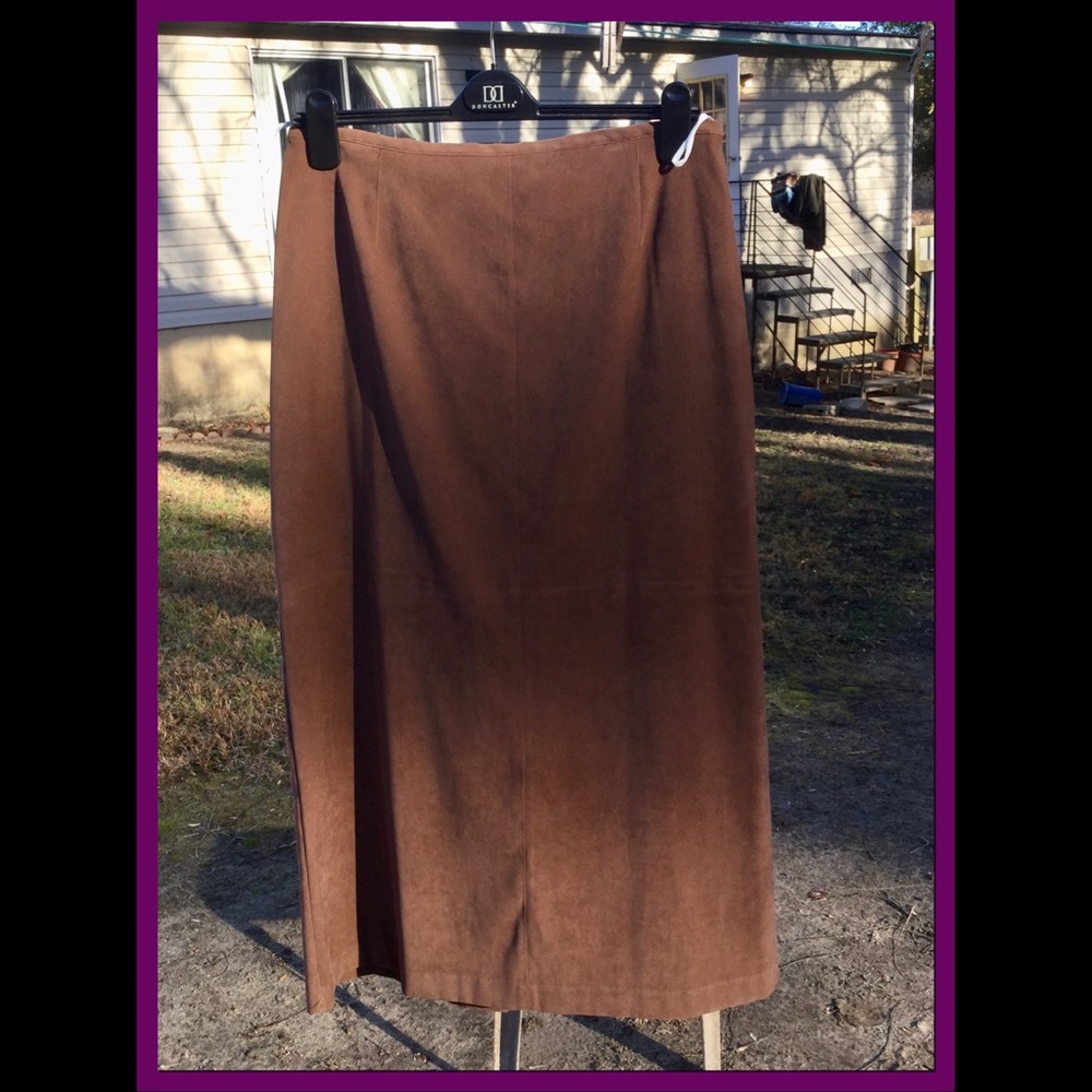 Suede look Maxi Skirt, sz 16
